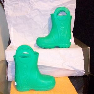 COPY - Green "CROCS" 🌧️ RAIN BOOTS SIZE: 6 KIDS **@SEE PICS**